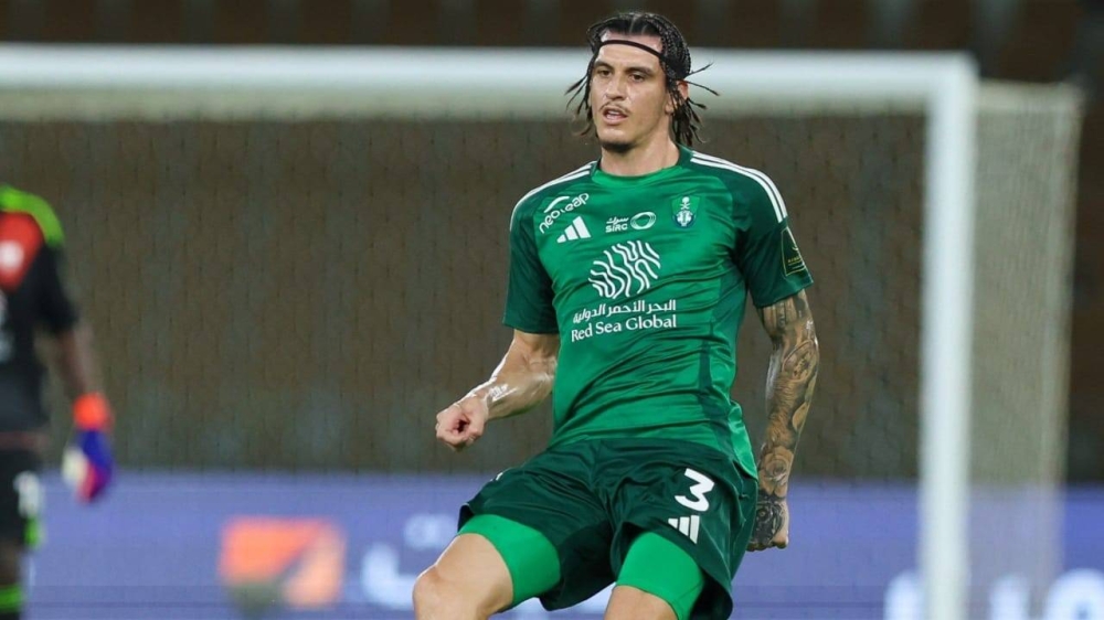 إصابة روجير إيبانيز تربك حسابات أهلي جدة قبل مواجهة الشباب