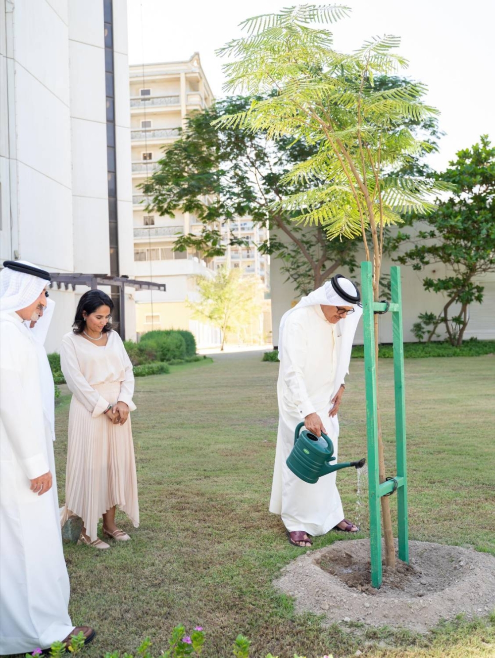 وزير الخارجية يشارك في فعاليات &laquo;أسبوع الشجرة&raquo;