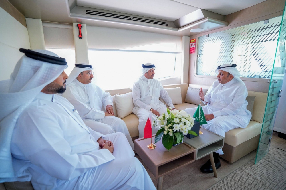 وزير المواصلات: توفير المقومات اللازمة لضمان نجاح مشاريع الربط البري والبحري مع السعودية