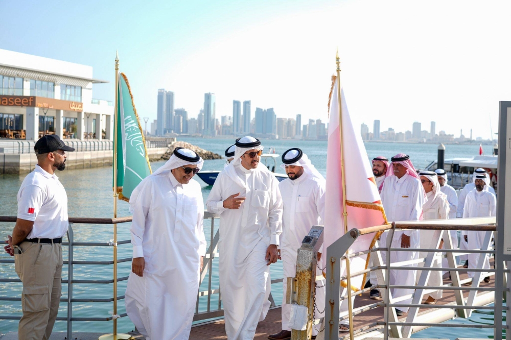 وزير المواصلات: توفير المقومات اللازمة لضمان نجاح مشاريع الربط البري والبحري مع السعودية