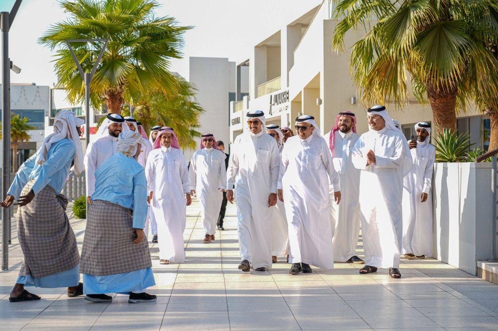 وزير المواصلات: توفير المقومات اللازمة لضمان نجاح مشاريع الربط البري والبحري مع السعودية