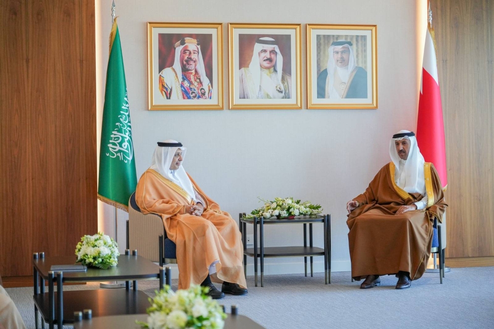 وزير المواصلات: توفير المقومات اللازمة لضمان نجاح مشاريع الربط البري والبحري مع السعودية