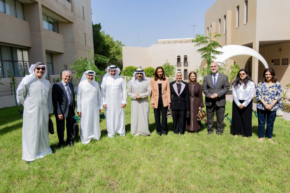 وزير التربية والتعليم رئيس مجلس أمناء جامعة البحرين: &laquo;أسبوع الشجرة&raquo; يعكس الالتزام بترسيخ قيم الاستدامة البيئية