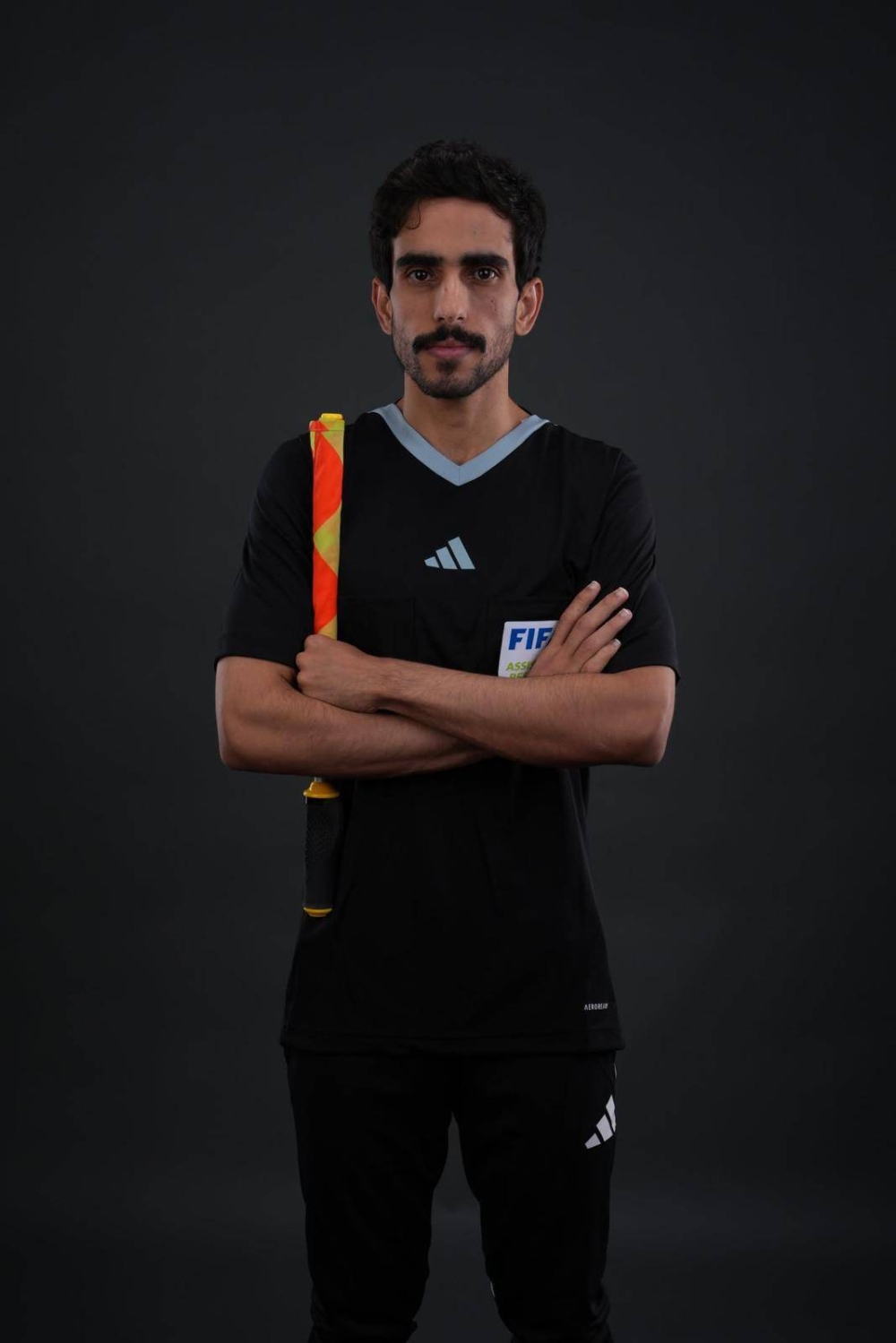 صافرة قطرية تدير مباراة المحرق والرفاع