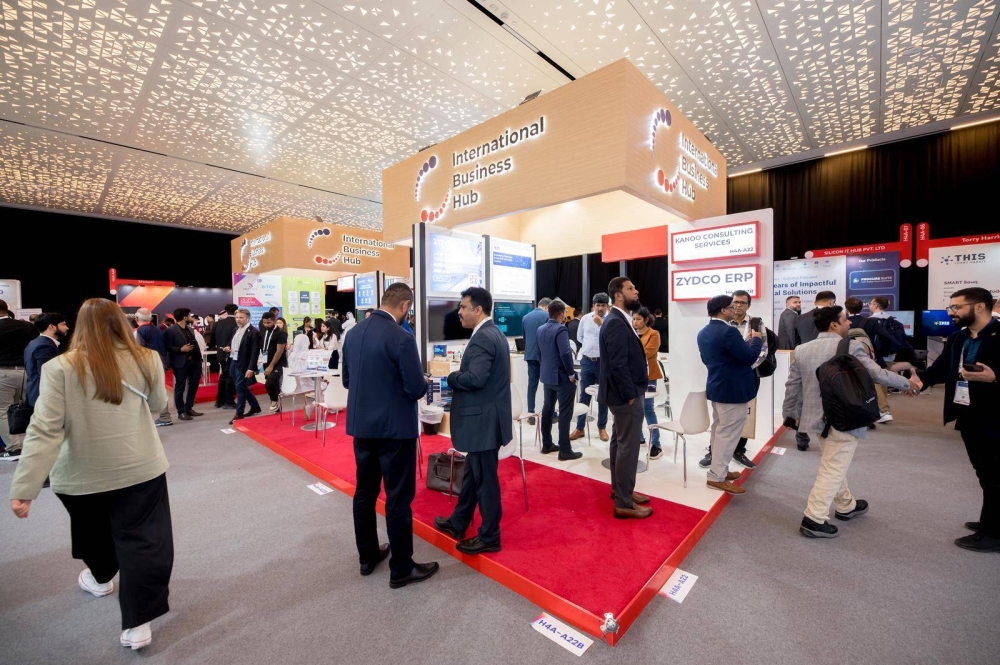 شركات بحرينية توقع مذكرات تفاهم مع نظائرها الدولية في "الجناح العالمي للأعمال"