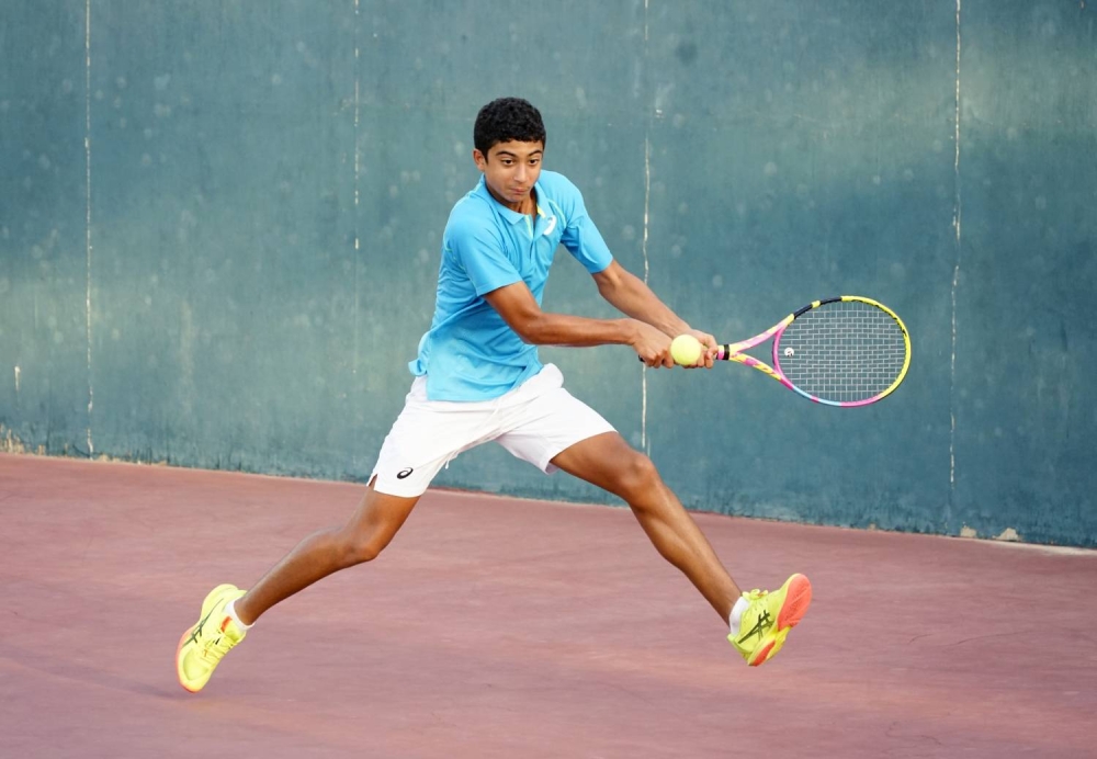 تأهل أحمد وطلال السيد لنصف نهائي الفردي وتواجد بحريني بنهائي الفتيات لبطولة الاتحاد الآسيوي