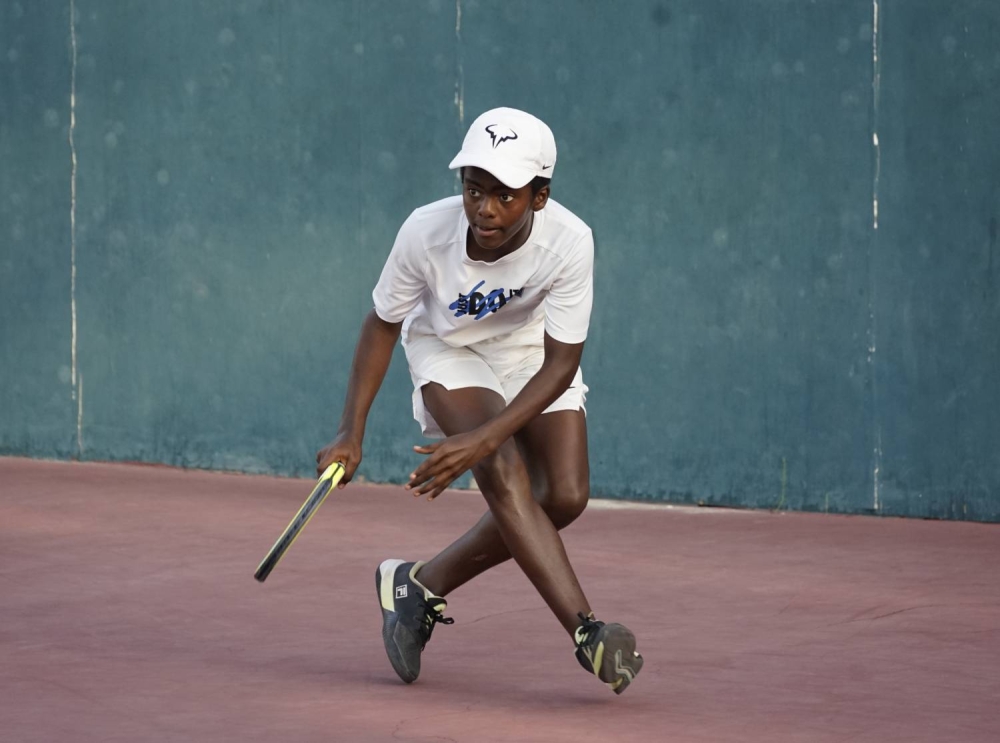 تأهل أحمد وطلال السيد لنصف نهائي الفردي وتواجد بحريني بنهائي الفتيات لبطولة الاتحاد الآسيوي