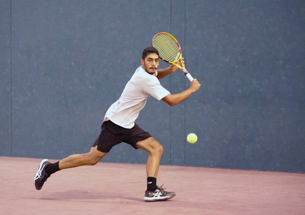 تأهل أحمد وطلال السيد لنصف نهائي الفردي وتواجد بحريني بنهائي الفتيات لبطولة الاتحاد الآسيوي