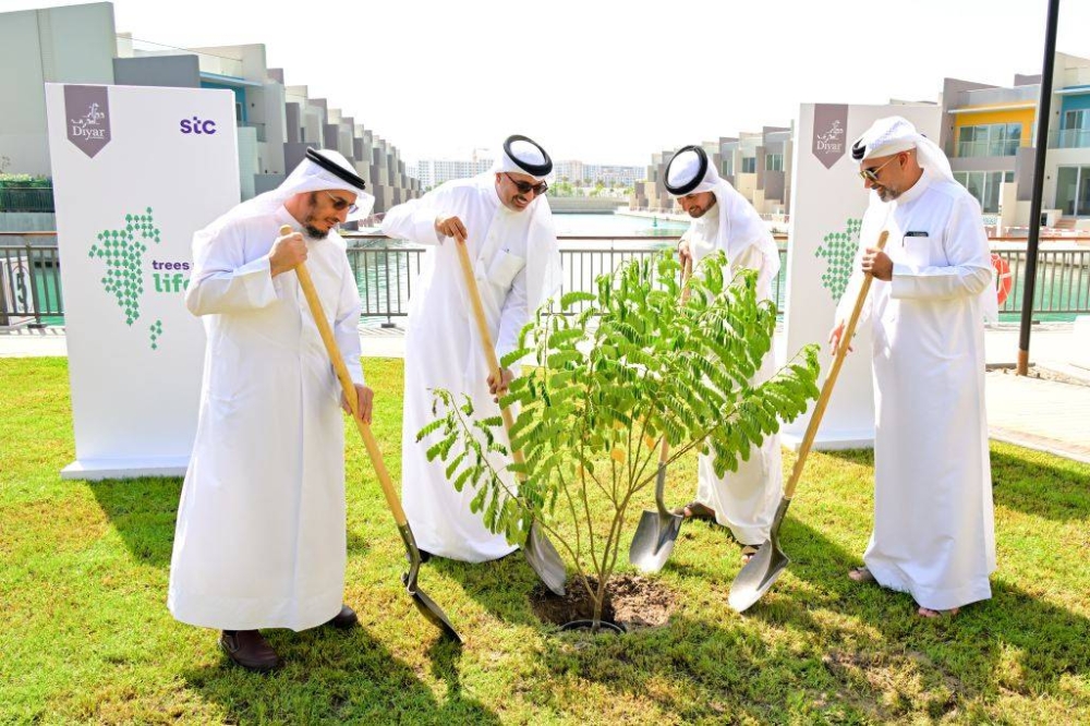 stc البحرين وديار المحرق تعززان الجهود الوطنية في أسبوع الشجرة ضمن مبادرة "أشجار من أجل الحياة"