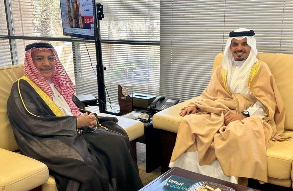 سفير البحرين لدى&nbsp;السعودية يلتقي الأمين العام لمنتدى الطاقة الدولي
