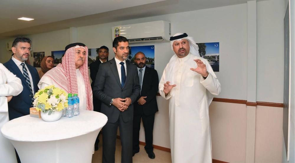 وزير البلديات يتفقد مشروع "سيف داون تاون" ويؤكد أهميته في التنمية الحضرية