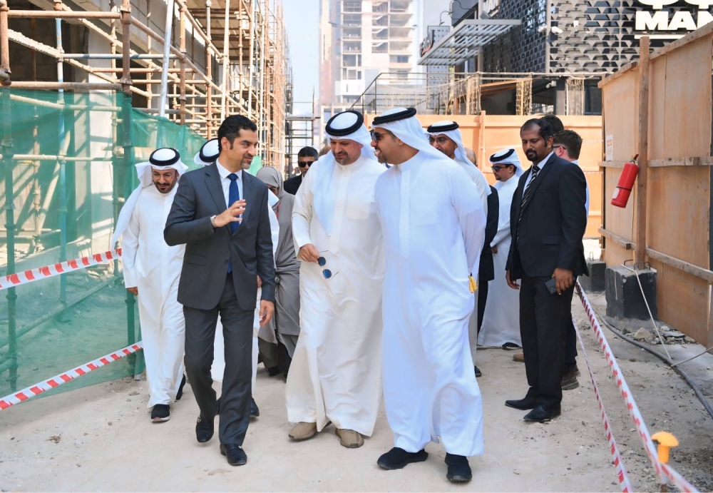 وزير البلديات يتفقد مشروع "سيف داون تاون" ويؤكد أهميته في التنمية الحضرية