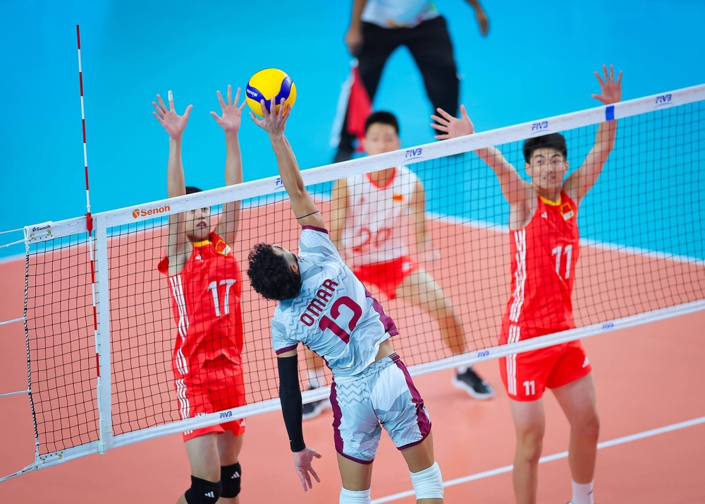 انطلاق منافسات الكرة الطائرة الشاطئية والتك بوك يرفع نسق المنافسة