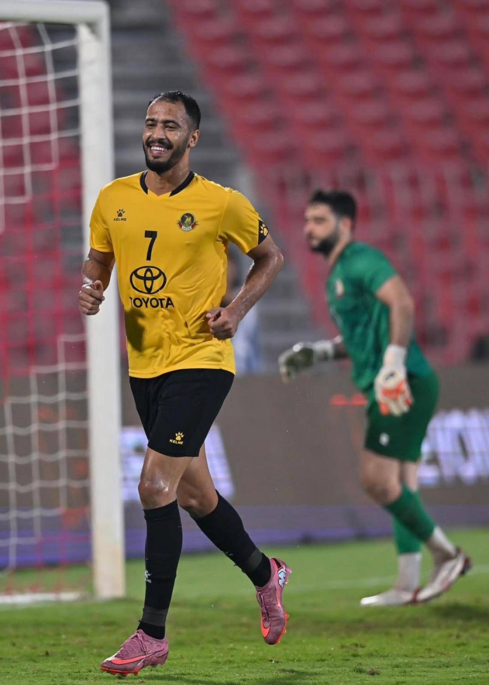 "الأهلي" يحقّق انتصاراً مستحقاً على الشباب بدوري ناصر بن حمد