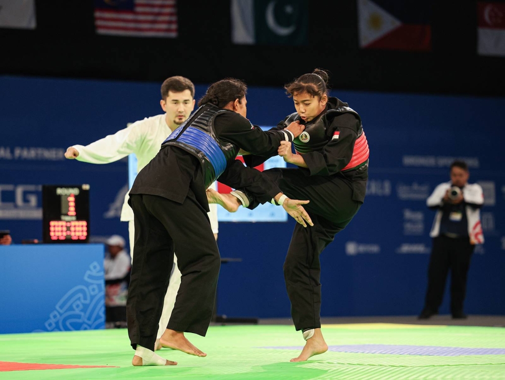 "الطائرة الشاطئية" و"التك بول" يرفعان المنافسات في "آسيوية الشباب"