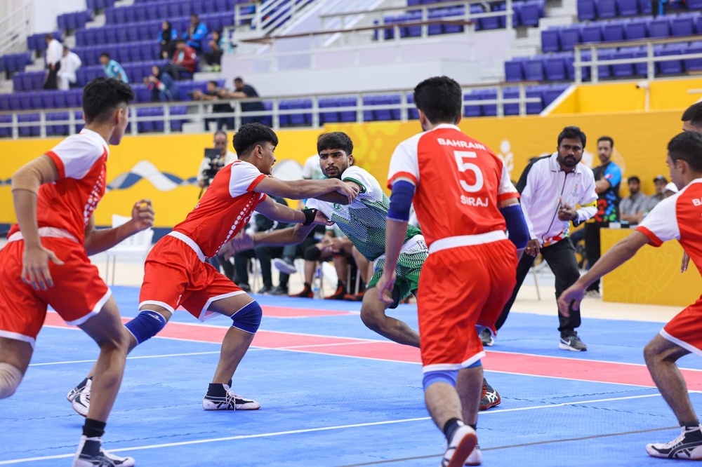 "الطائرة الشاطئية" و"التك بول" يرفعان المنافسات في "آسيوية الشباب"