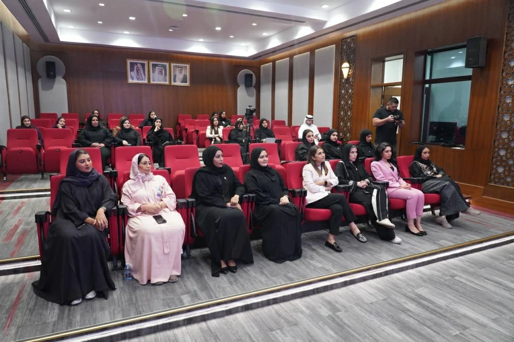 أمانة النواب تنظم محاضرة توعوية حول الوقاية من سرطان الثدي