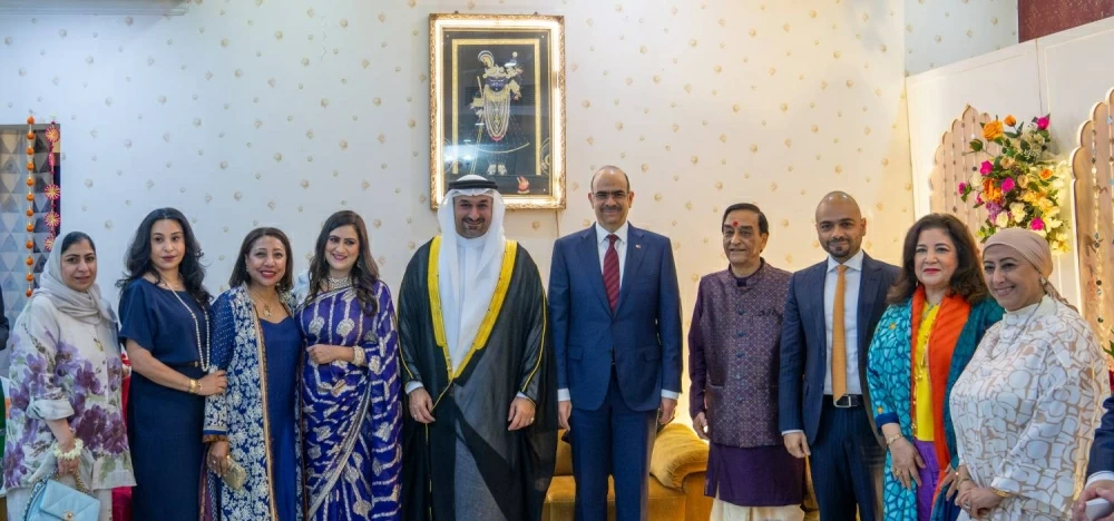 محمد بن سلمان  يزور عدد من الأسر بمناسبة ديوالي ورأس السنة الهندية