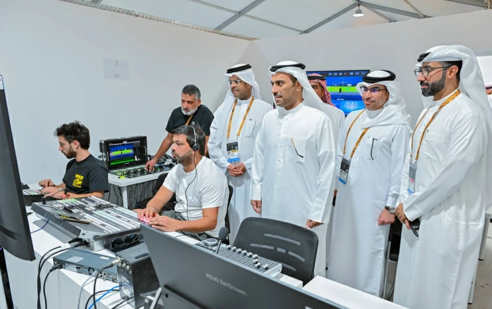 وزير الإعلام يقوم بجولة تفقدية للمرافق الإعلامية الخاصة بدورة الألعاب الآسيوية