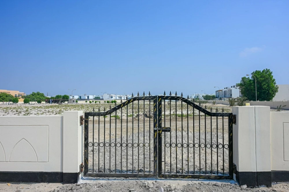 الأوقاف الجعفرية: إنجاز مشروع بناء سور مقبرة الهملة بامتداد 1200 متر