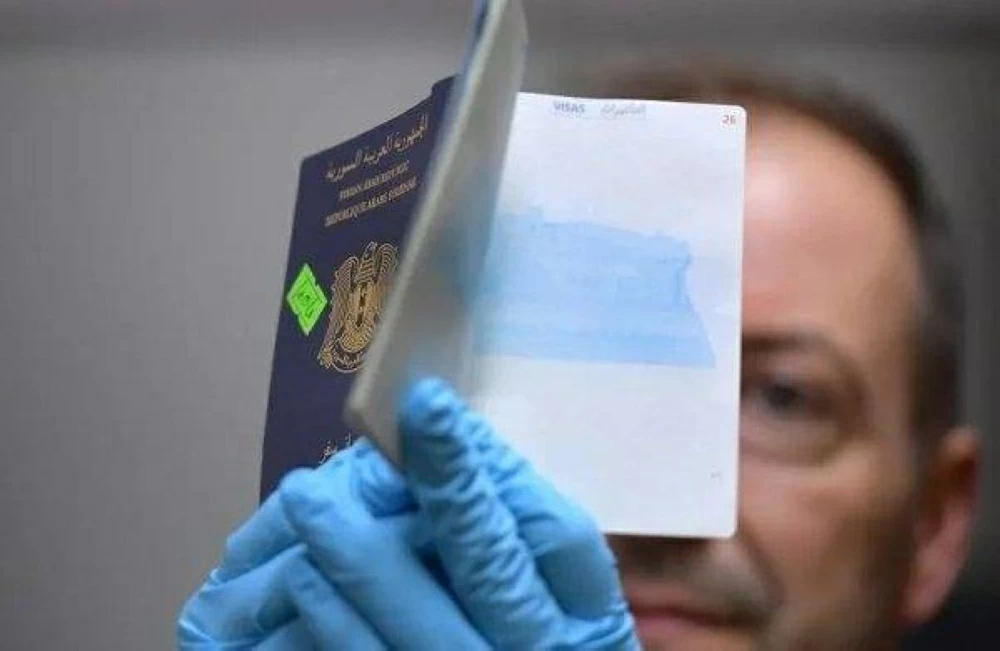 لبنان يكشف تفاصيل تسريب صور جوازات الوفد السوري