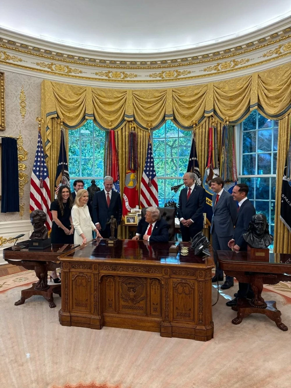 دونالد ترامب يتسلم جائزة &laquo;مهندس السلام&raquo; من مؤسسة ريتشارد نيكسون