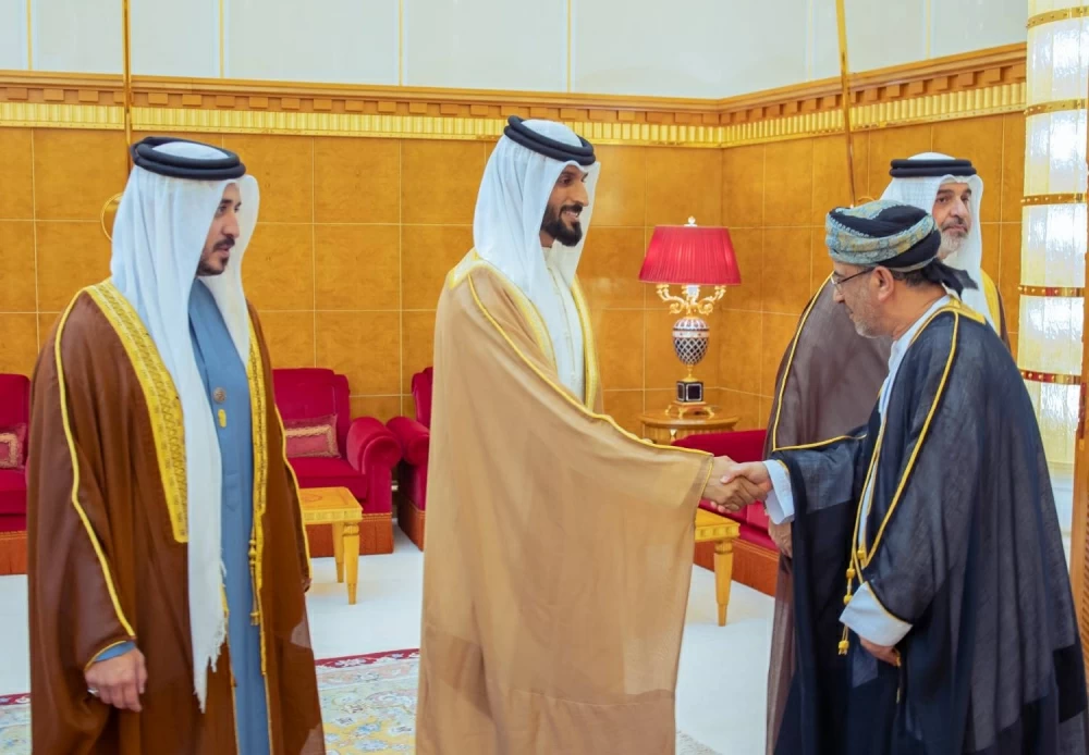 الملك يستقبل كبار المدعوين ورؤساء الوفود المشاركة في دورة الألعاب الآسيوية الثالثة للشباب