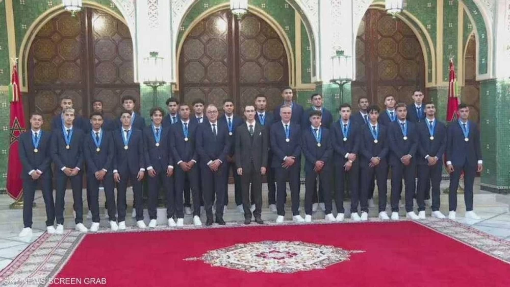 ولي العهد المغربي يستقبل &laquo;أشبال الأطلس&raquo;