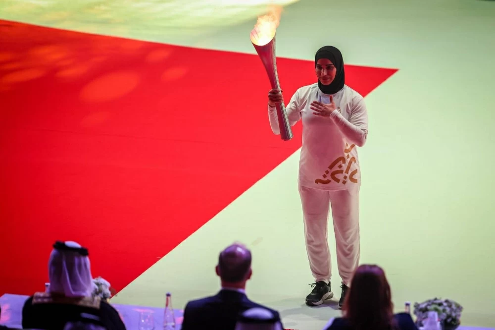 الملك ينيب ناصر بن حمد لافتتاح دورة الألعاب الآسيوية الثالثة للشباب