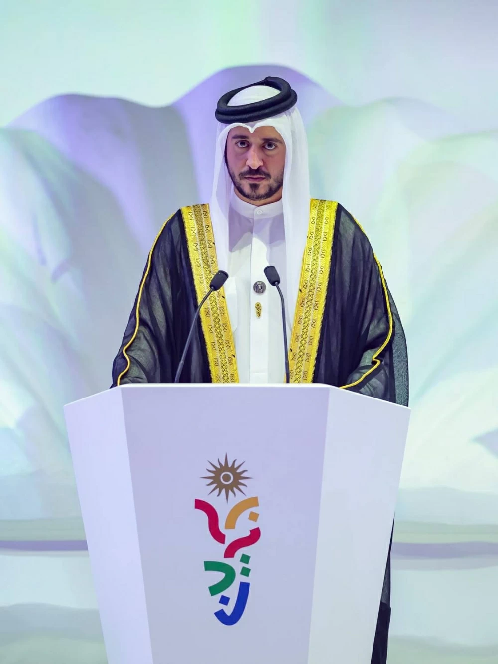 الملك ينيب ناصر بن حمد لافتتاح دورة الألعاب الآسيوية الثالثة للشباب