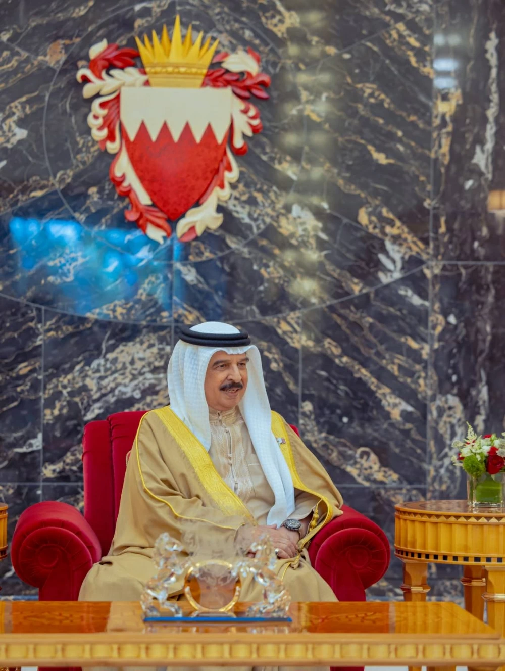 الملك يستقبل كبار المدعوين ورؤساء الوفود المشاركة في دورة الألعاب الآسيوية الثالثة للشباب