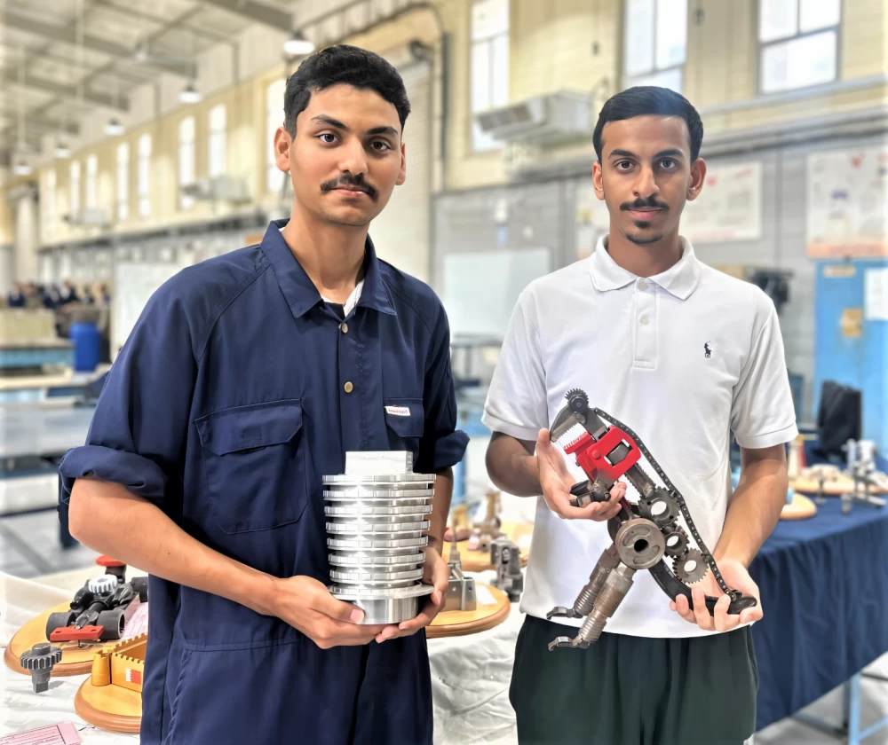 طلبة مدرسة الجابرية منتجو محتوى تعليمي رقمي وفني