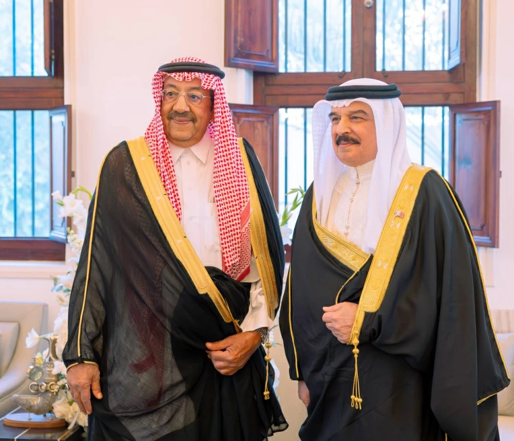 الملك يُشرّف حفل زواج الشيخ خليفة بن محمد حفيد القائد العام لقوة دفاع البحرين