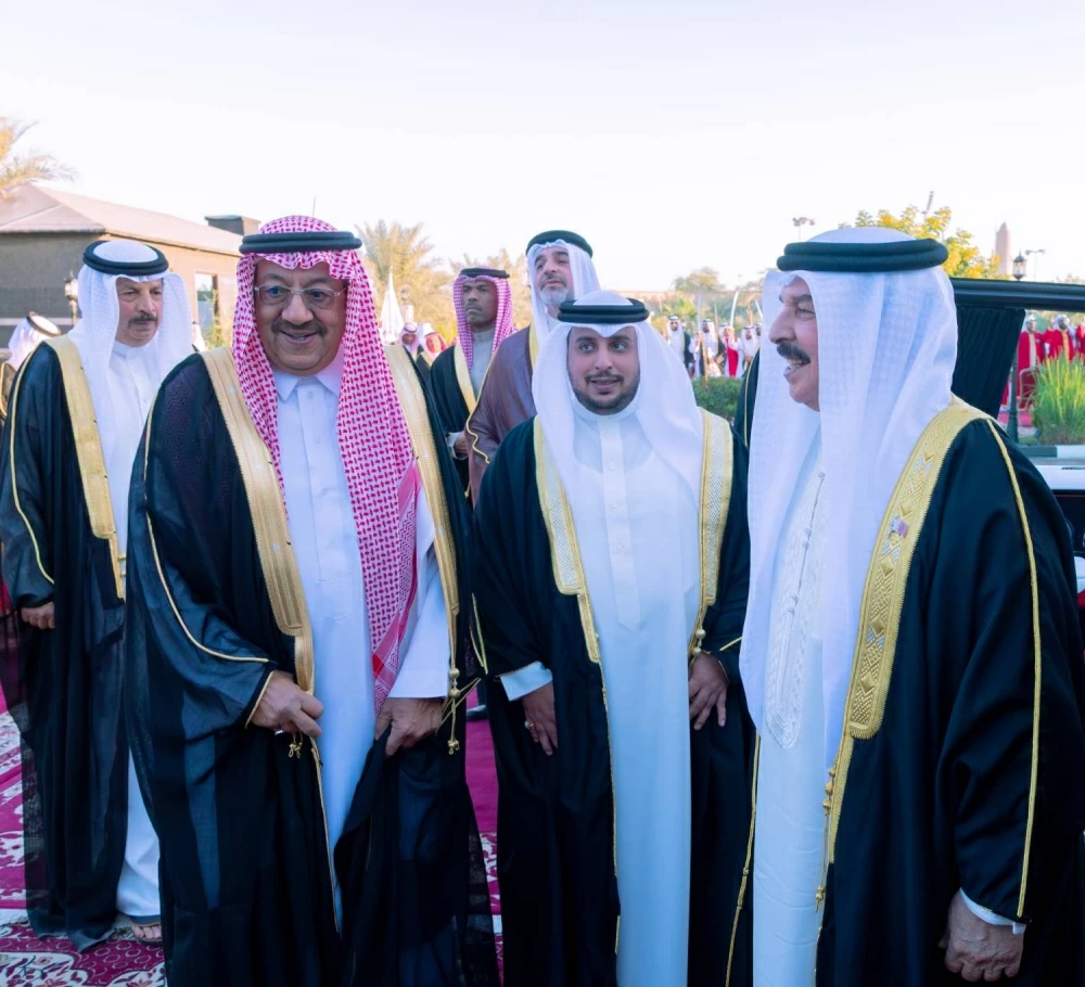 الملك يُشرّف حفل زواج الشيخ خليفة بن محمد حفيد القائد العام لقوة دفاع البحرين