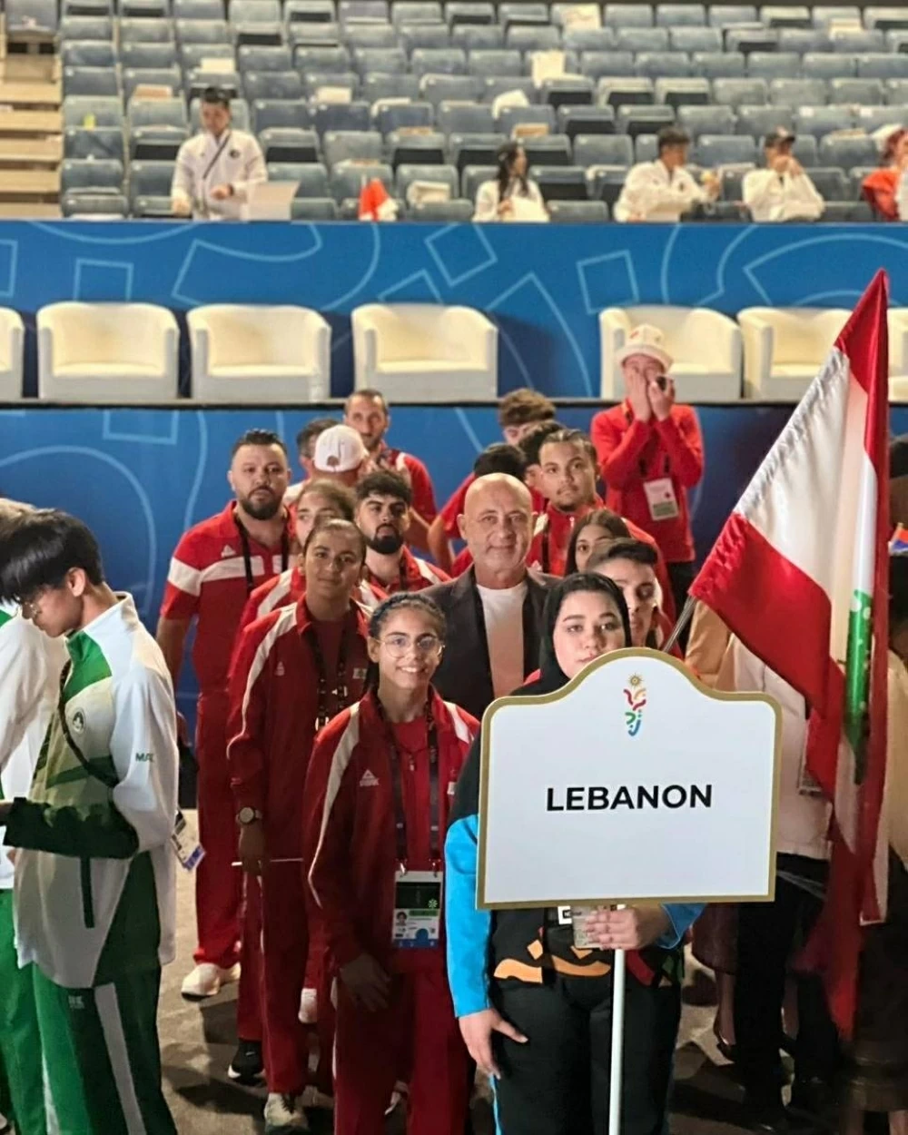 شباب لبنان يواجهون الصعوبات ويتطلعون للمستقبل