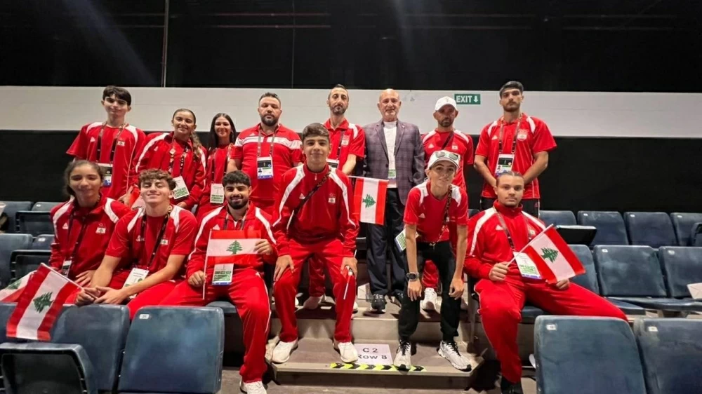 شباب لبنان يواجهون الصعوبات ويتطلعون للمستقبل