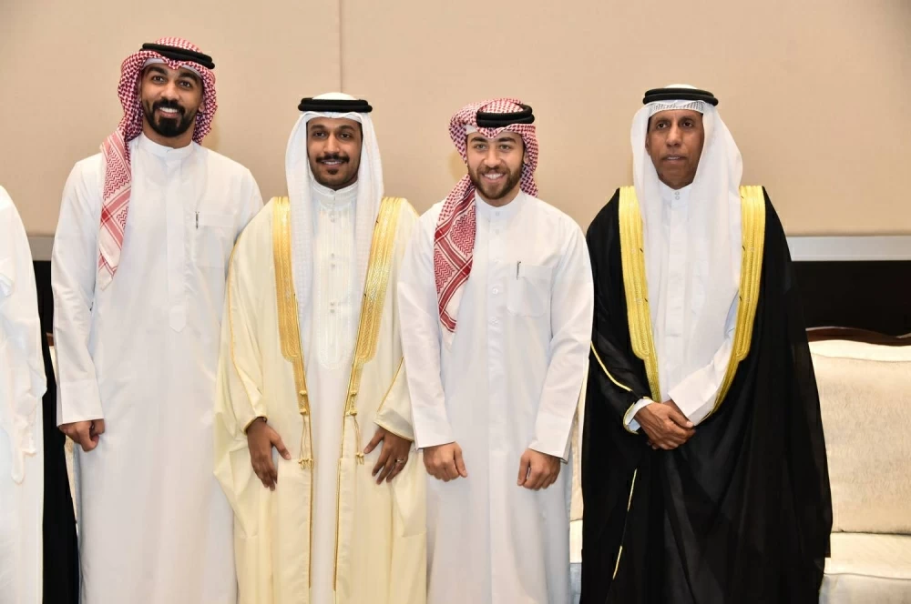 ناصر حمود ناصر يحتفل بزفاف نجله خالد في نادي ضباط قوة الدفاع