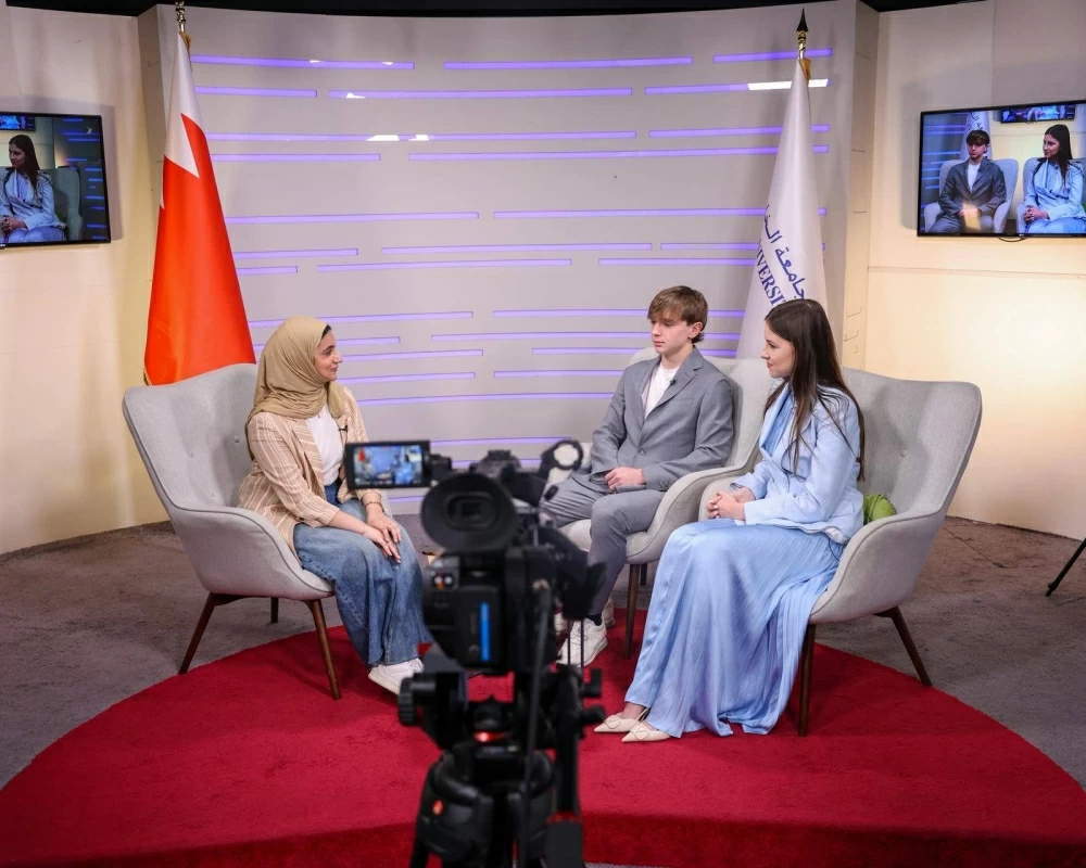 وفد طلابي من روسيا يستكشف فرص التعاون الأكاديمي مع الجامعة الخليجية