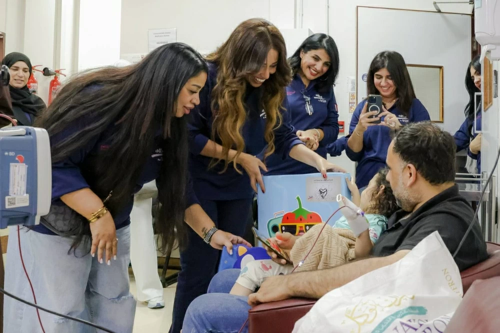 موظفات البا ينظمن زيارة لقسم الأطفال في مجمع السلمانية الطبي