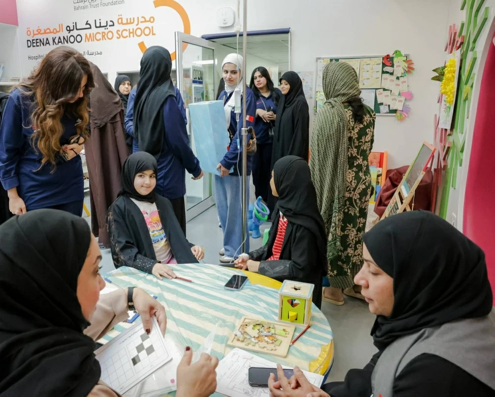 موظفات البا ينظمن زيارة لقسم الأطفال في مجمع السلمانية الطبي