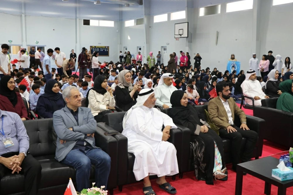 المدرسة الأهلية تحتفي بإنجاز الطالب محمد جاسم مبارك في "تحدي القراءة العربي"