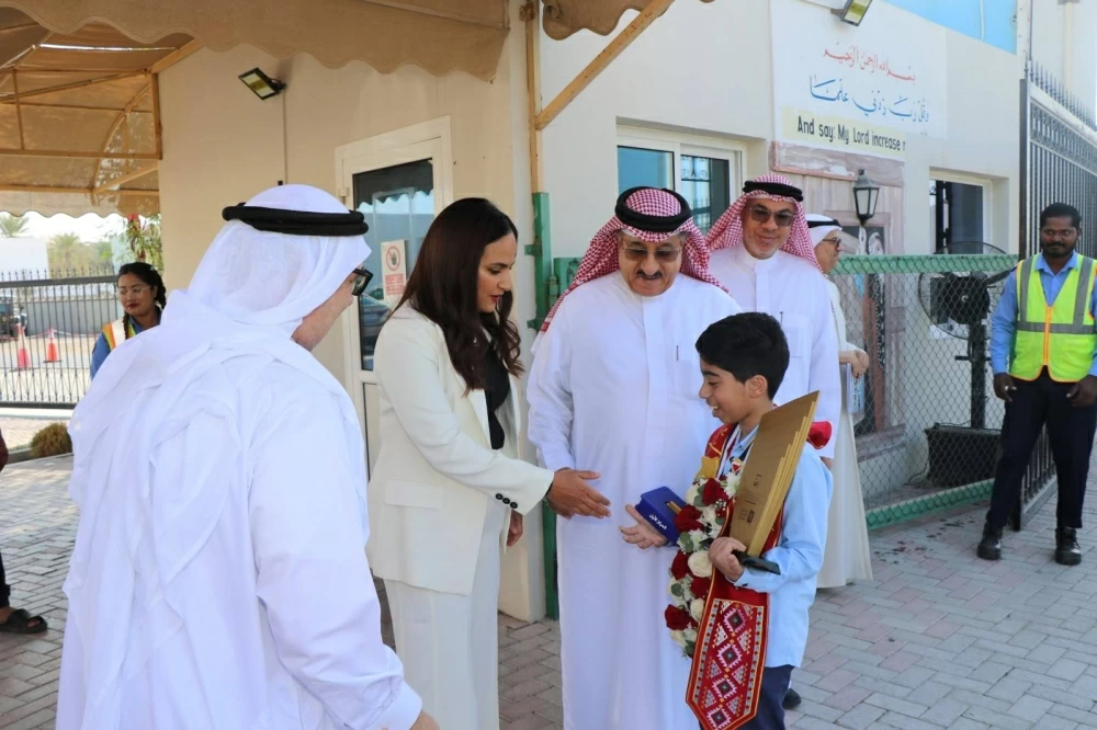 المدرسة الأهلية تحتفي بإنجاز الطالب محمد جاسم مبارك في "تحدي القراءة العربي"