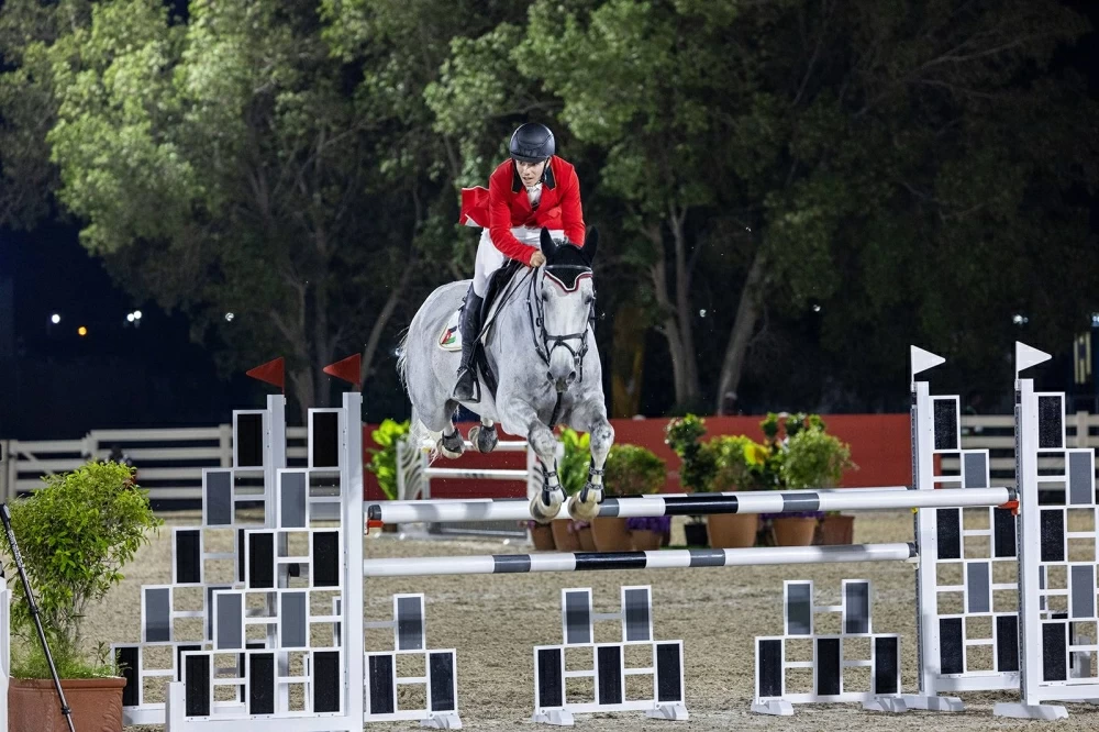 يوم تاريخي منتظر بانطلاق منافسات الهجن بجانب السباحة والريشة الطائرة