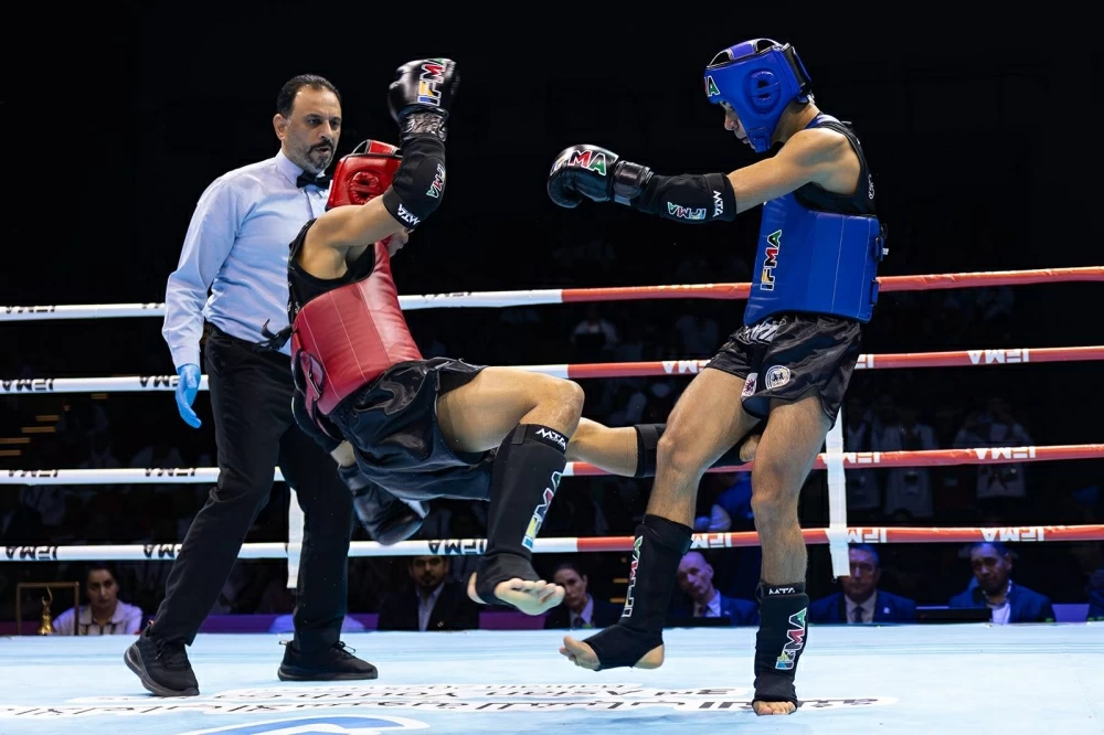 يوم تاريخي منتظر بانطلاق منافسات الهجن بجانب السباحة والريشة الطائرة