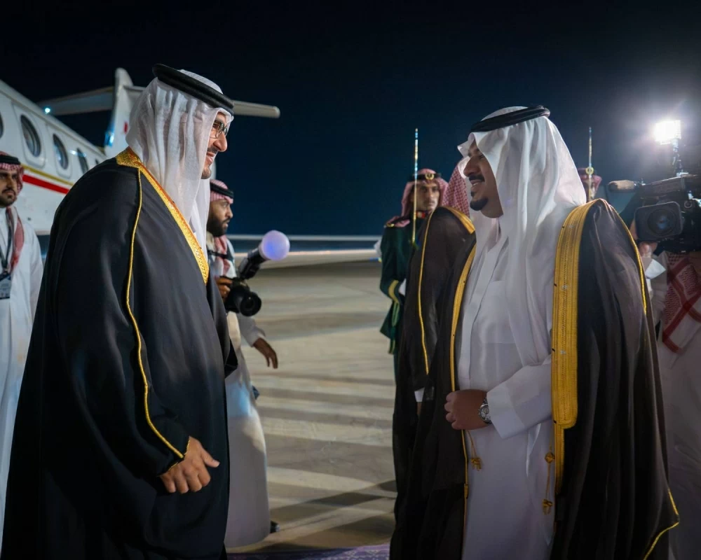 عيسى بن سلمان يصل السعودية لترؤس وفد البحرين إلى منتدى "مبادرة مستقبل الاستثمار 2025"