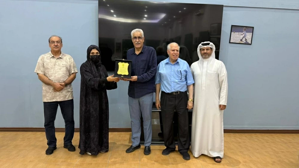 نادي البحرين للتنس يبحث أفق التعاون مع مركز الدمام لتدريب التنس