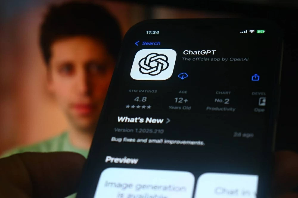 تقرير: أكثر من مليون شخص يتحدثون عن الانتحار مع شات جي بي تي أسبوعياً