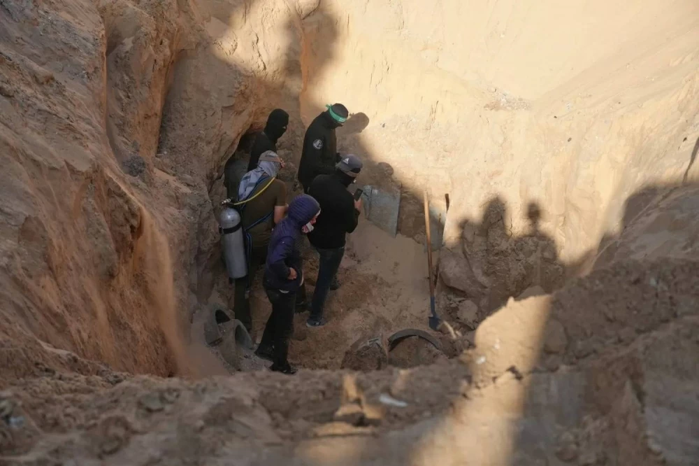 الجيش الإسرائيلي يشن سلسلة من الغارات والقصف المدفعي على غزة