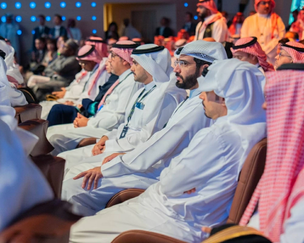 عيسى بن سلمان يحضر عدداً من الجلسات في منتدى "مبادرة مستقبل الاستثمار" بالرياض