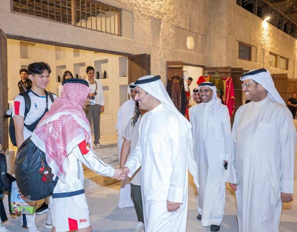 وزير الإعلام يشهد ليلة ثقافية بحرينية على شرف الوفود المشاركة في دورة الألعاب الآسيوية للشباب